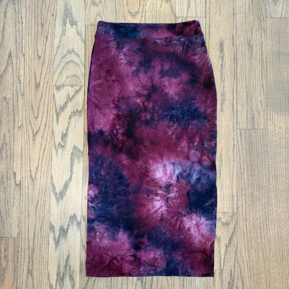 Sundry Women’s Tie-Dye Burgundy Side Slit Midi Skirt Size 1 - Picture 10 of 12